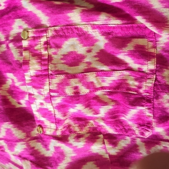 Michael Kors Women's Pink Print Button-Down Blouse. - Picture 5 of 6